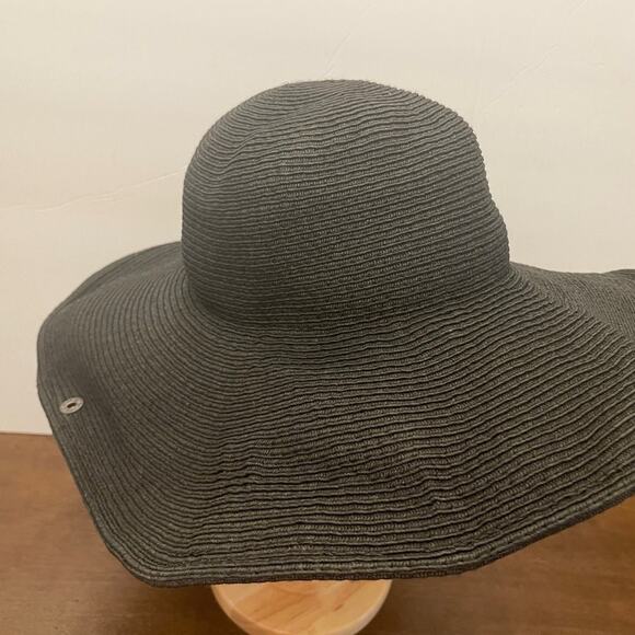 Peter Grimm black floppy hat - Picture 3 of 6